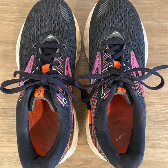 Brooks Adrenaline - Gently Used - Size 6.5 Narrow - Picture 1 of 5